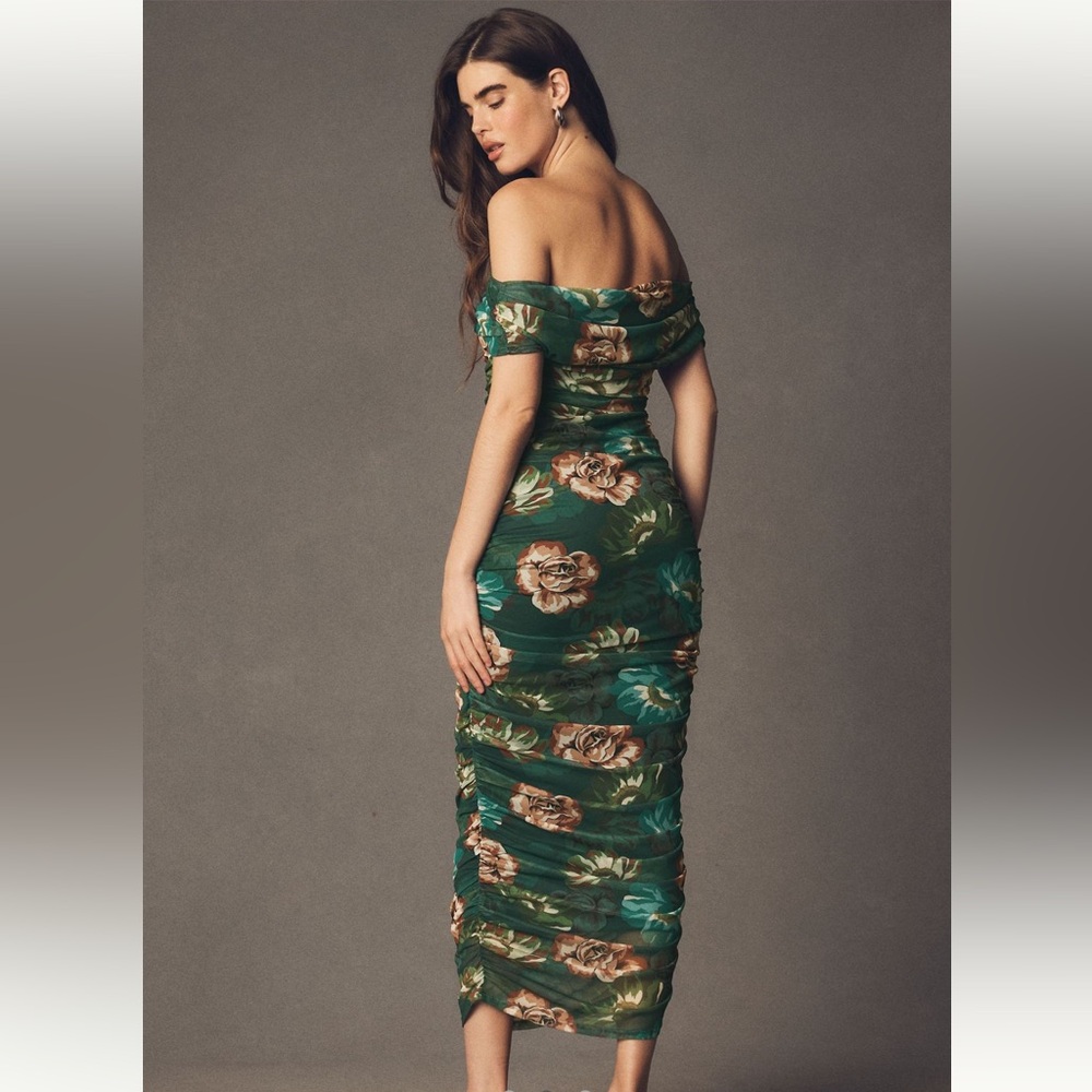 ANTHROPOLOGIE BHLDN Off-Shoulder Gathered Stretch
Mesh Slim Midi Dress